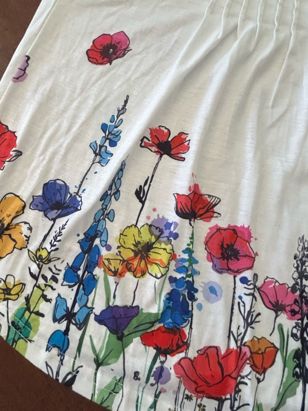 Sleeveless Woman’s White Floral Pintuck Swing Top Gorgeous Lightweight SZ L EUC - Picture 12 of 14
